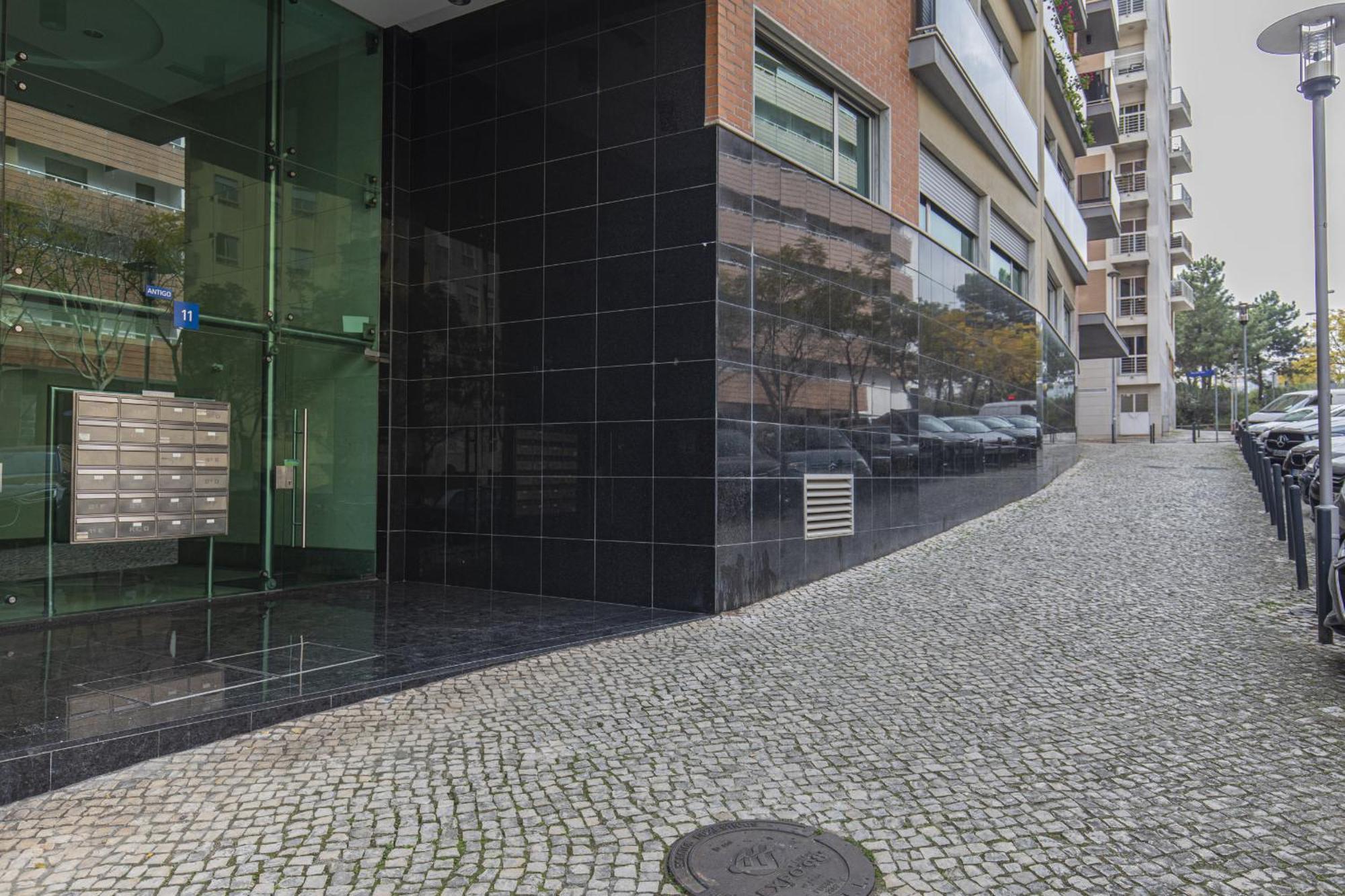 2 Bedroom Large Apartment By Innkeeper Lisbona Esterno foto